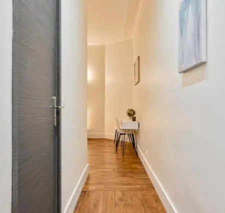 Elegant 3 Chambres, 3 Salles De Bain- Double Séjour- 16e- Calme Et Standing * Parigi