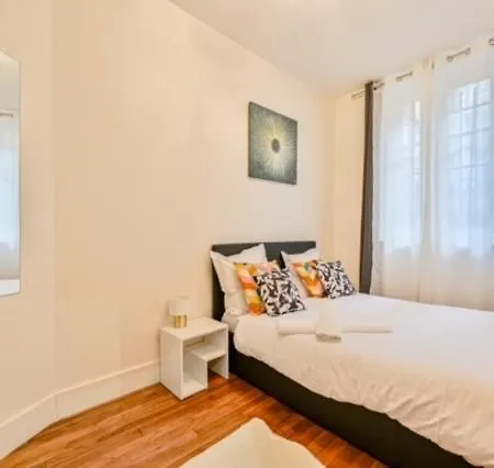 Elegant 3 Chambres, 3 Salles De Bain- Double Séjour- 16e- Calme Et Standing * Parigi
