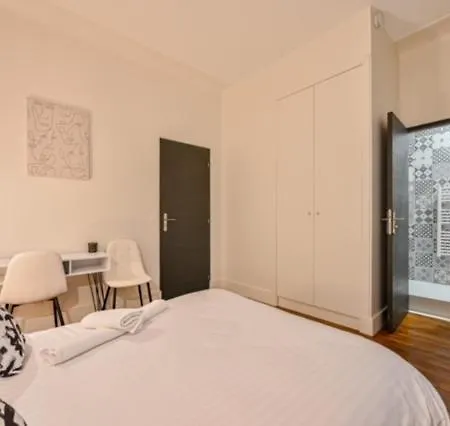 Elegant 3 Chambres, 3 Salles De Bain- Double Séjour- 16e- Calme Et Standing *