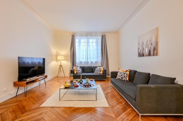 Appartamento Elegant 3 Chambres, 3 Salles De Bain- Double Séjour- 16e- Calme Et Standing *